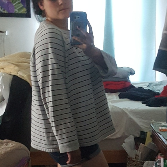 Striped sweatshirt - Picture 3 of 3